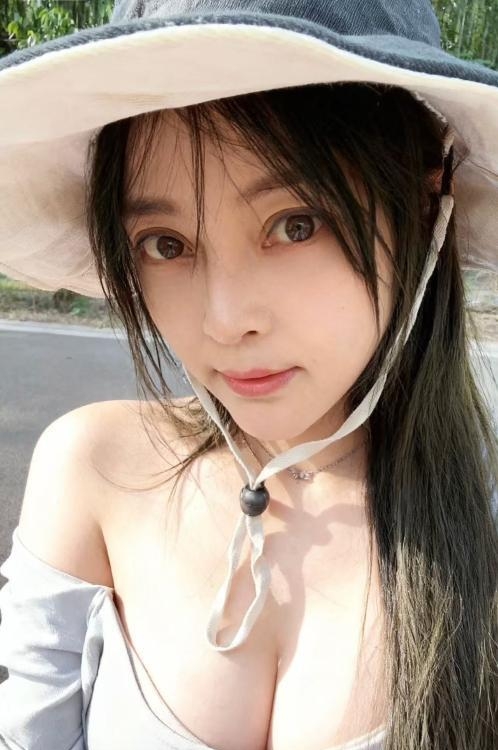 包河大胸一线天