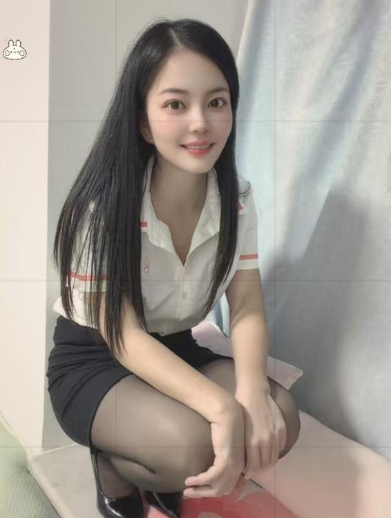 南山纯欲性感大腚少妇